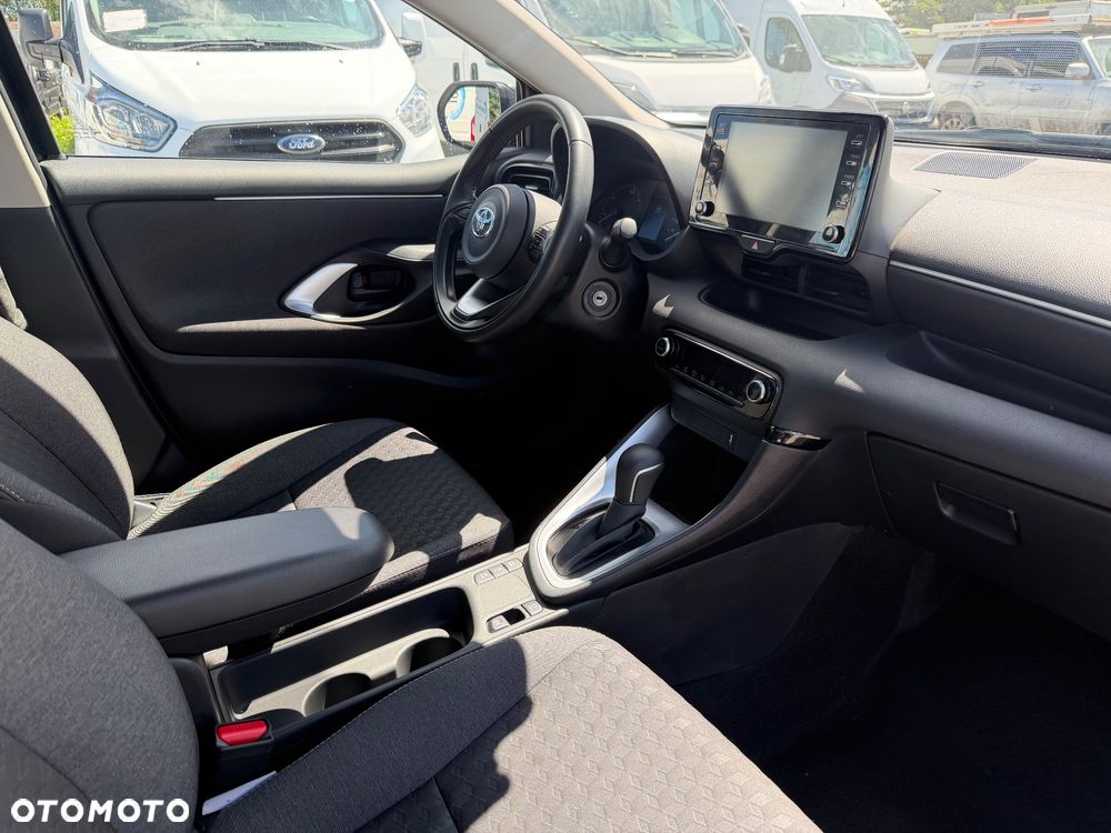 Toyota Yaris Hybrid 1.5 Executive - 11