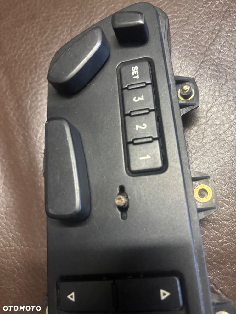 VW PHAETON PRZELACZNIK PANEL REGULACJI FOTELA PRAWEGO 3D0959766 - 2