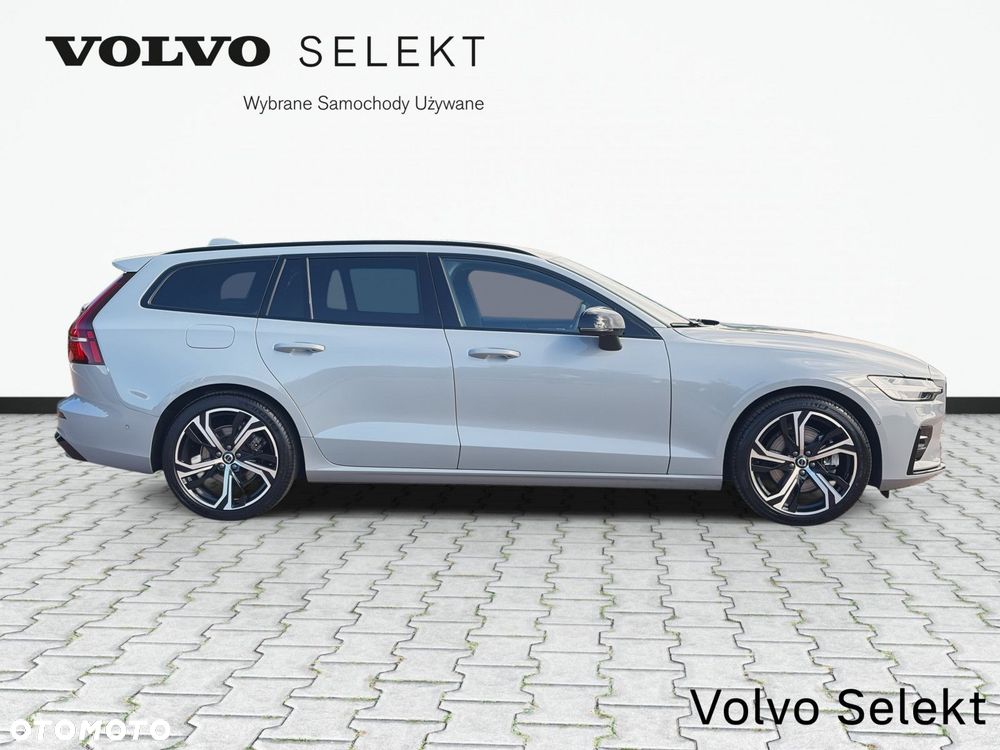 Volvo V60 B4 B Plus Dark - 5