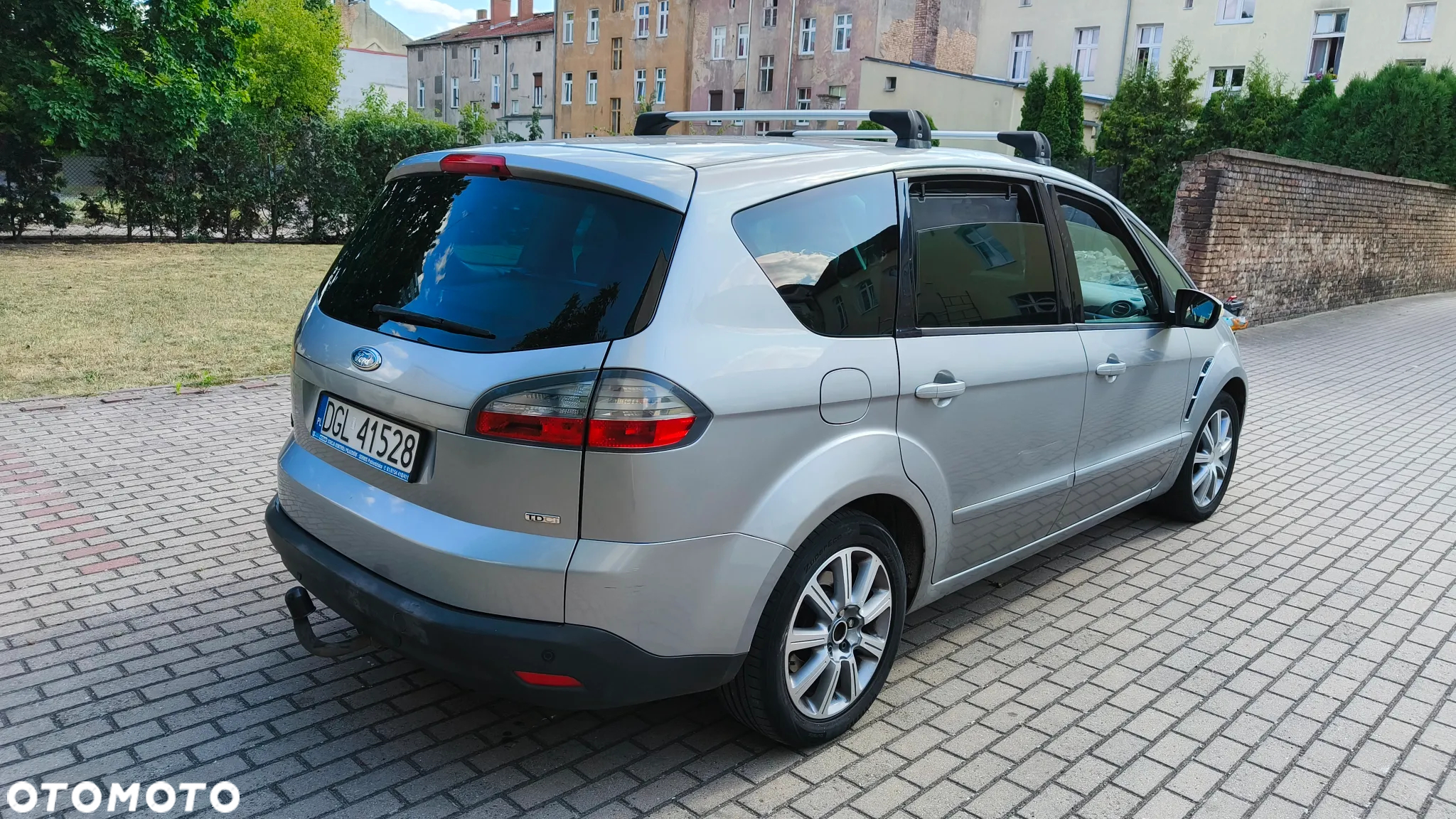 Ford S-Max - 8