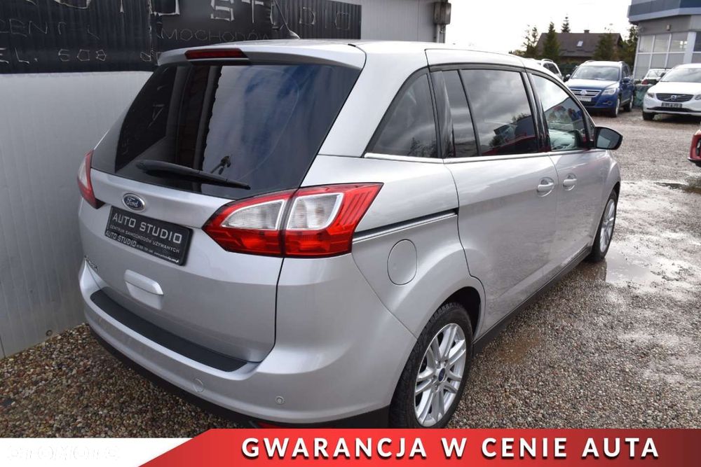 Ford Grand C-MAX 2.0 TDCi Titanium - 38
