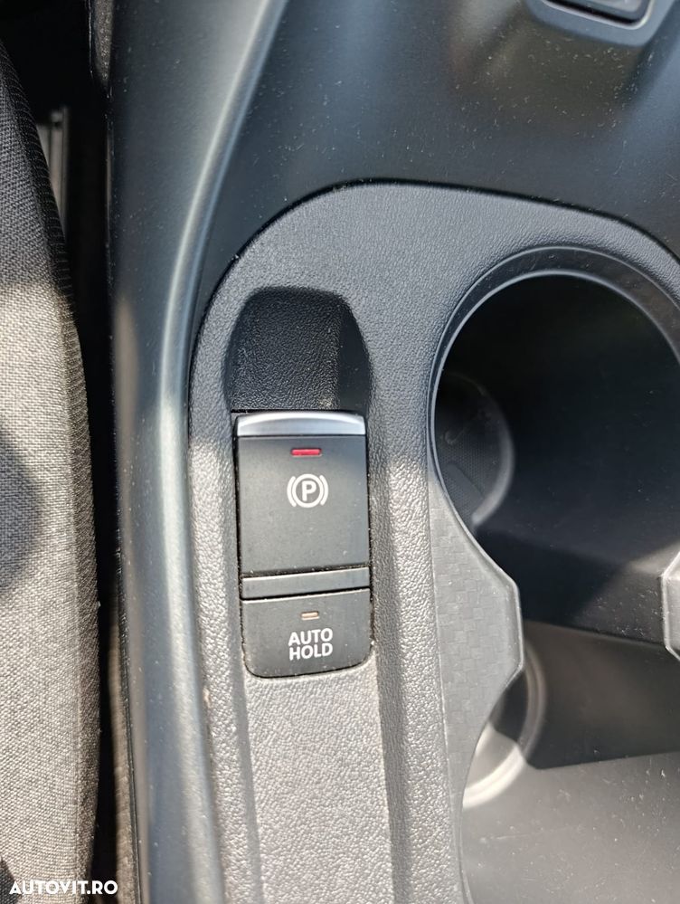 Nissan Juke DIG-T 114CP 7DCT N-Connecta - 34