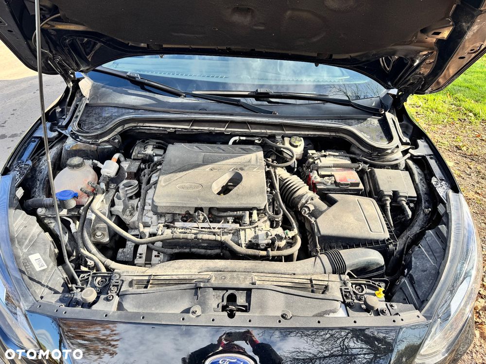 Ford Focus 1.5 EcoBoost ST-Line - 12