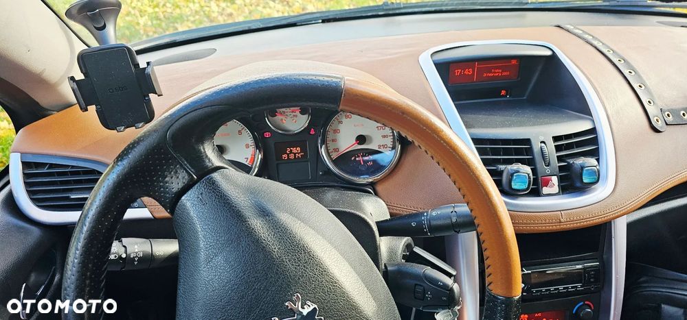 Peugeot 207 CC 150 THP Premium - 9