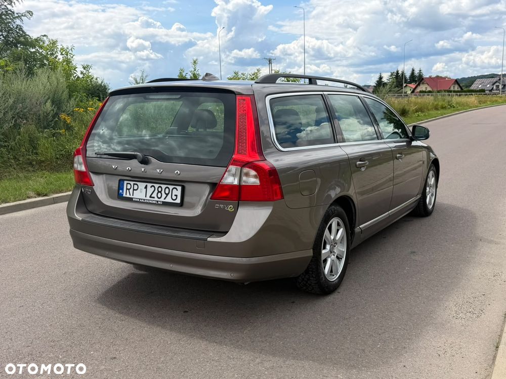 Volvo V70 - 9