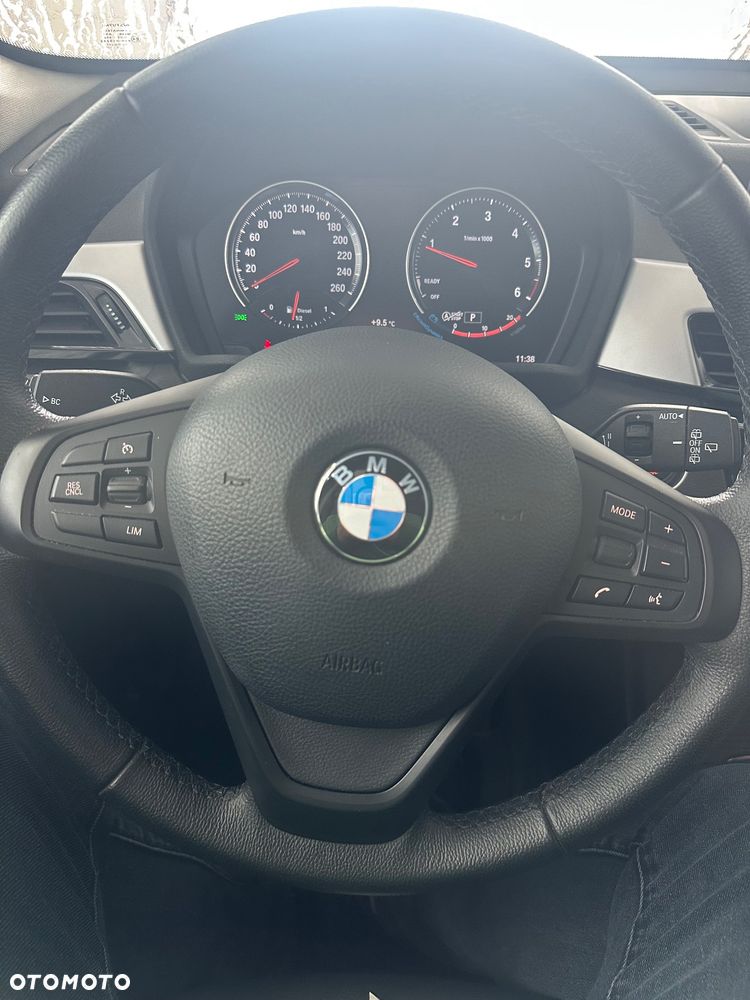 BMW X1 sDrive18d Advantage sport - 21