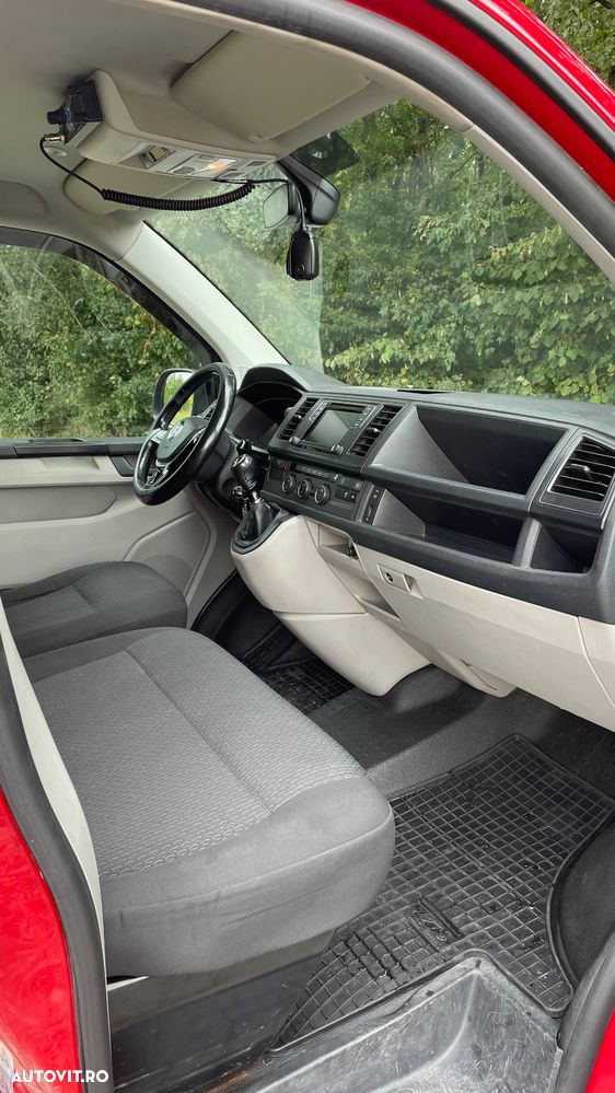 Volkswagen Caravelle LR Comfortline 4M - 12