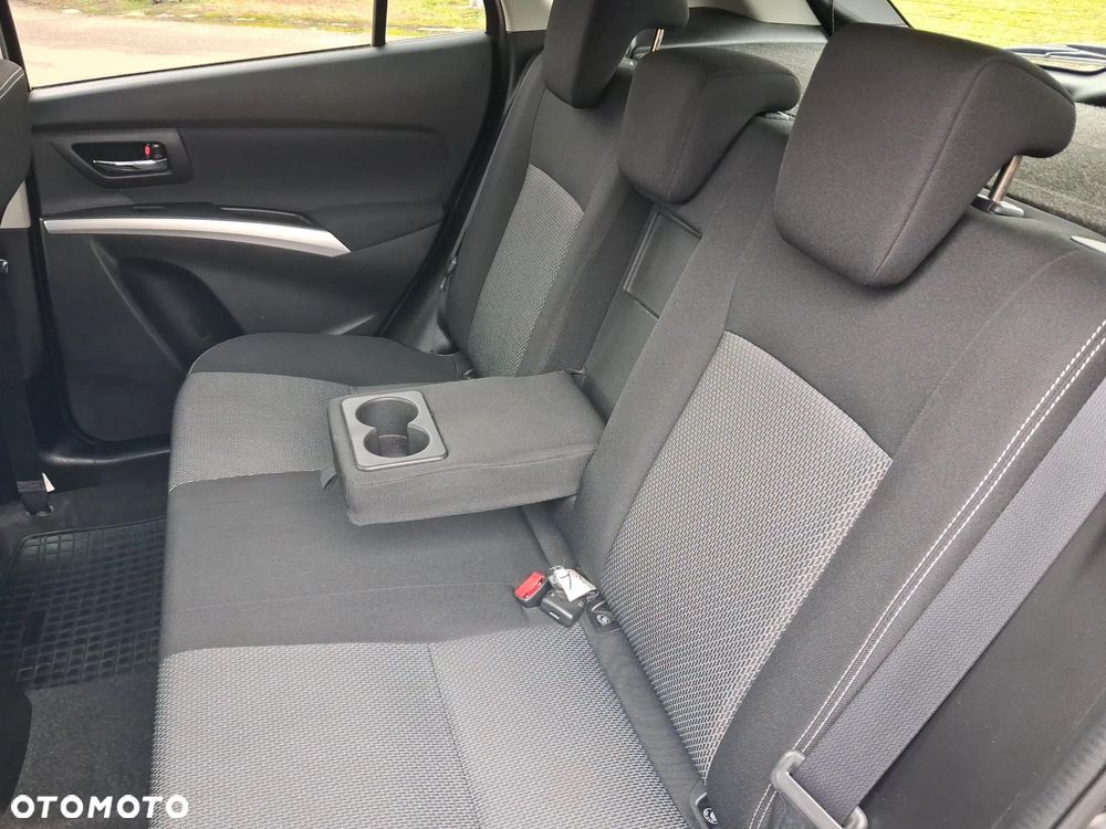 Suzuki SX4 S-Cross 1.6 Comfort - 8