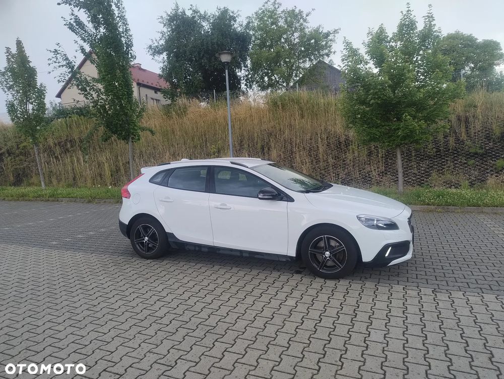 Volvo V40 T5 Geartronic Momentum - 8