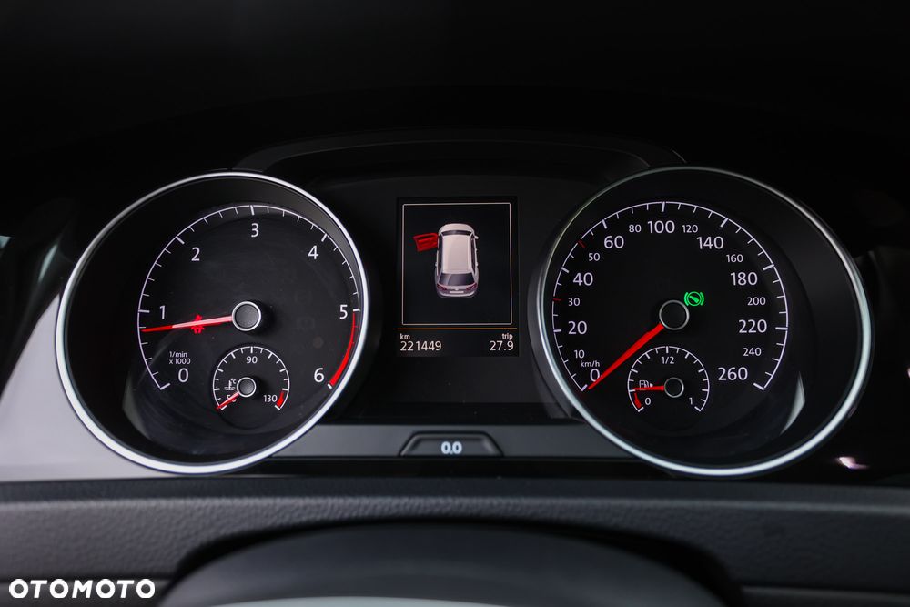 Volkswagen Golf 2.0 TDI BlueMotion Technology DSG Allstar - 33