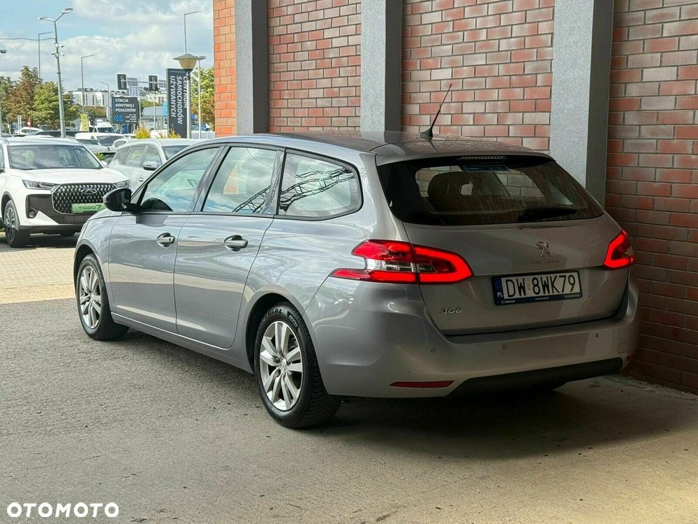 Peugeot 308 - 3