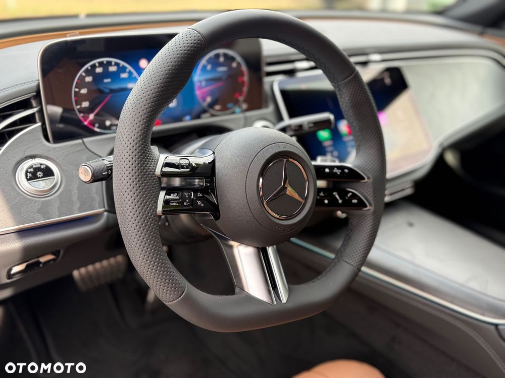 Mercedes-Benz Klasa E 220 d 4-Matic AMG - 9