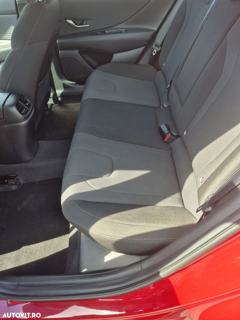 Hyundai Elantra - 11