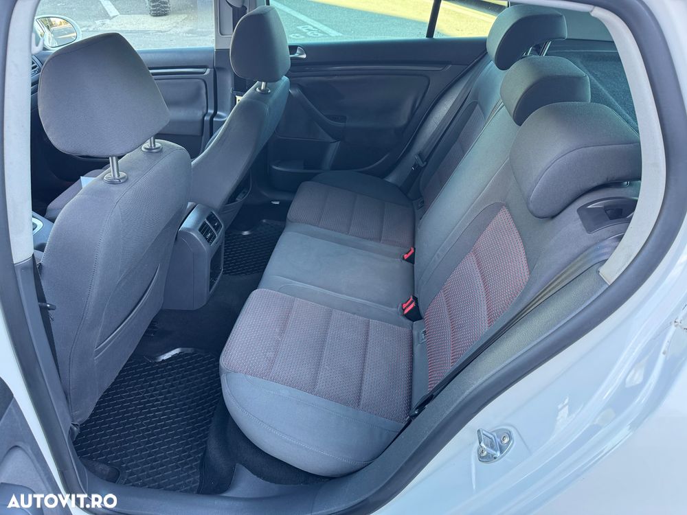 Volkswagen Golf 1.4 TSI GT Sport DSG - 21