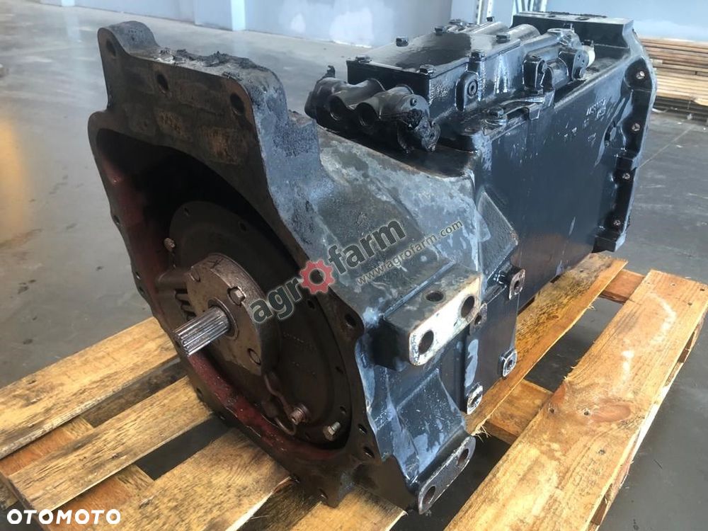 Skrzynia biegów Ford 7740 82006985 - 1