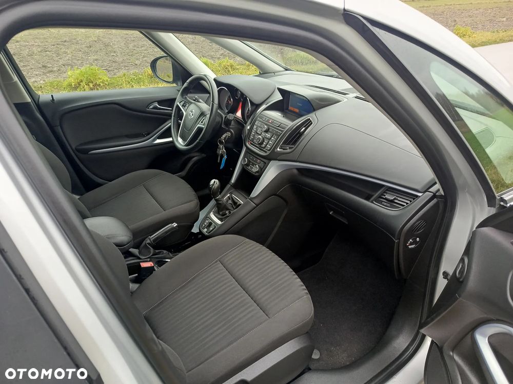 Opel Zafira Tourer 1.4 Turbo Active - 11