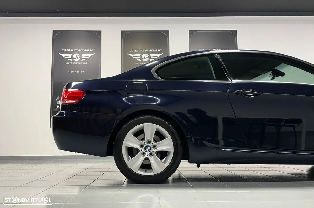 BMW 320 d Coupe Aut. - 10