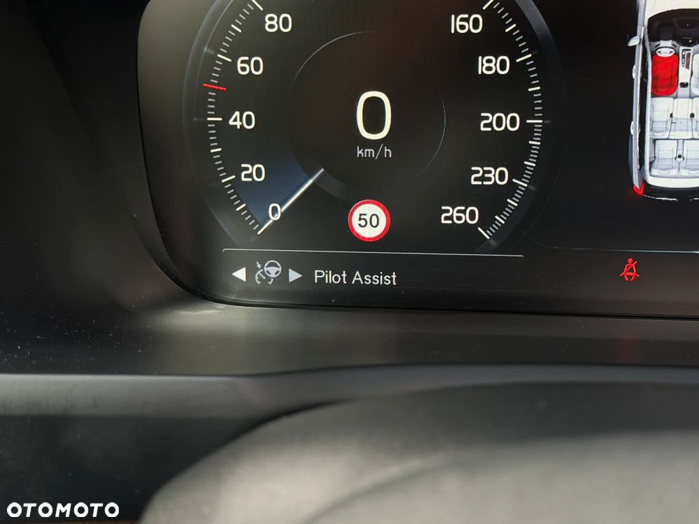 Volvo XC 90 D5 SCR AWD Inscription 7os - 25