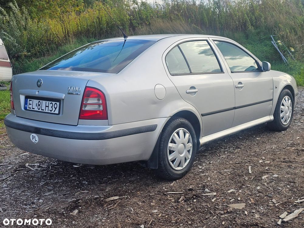 Skoda Octavia 2001 photo 3