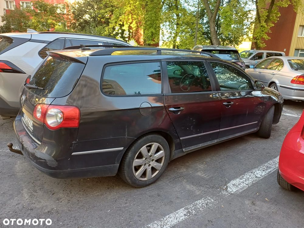 Volkswagen Passat 2.0 TDI Comfortline DSG - 2