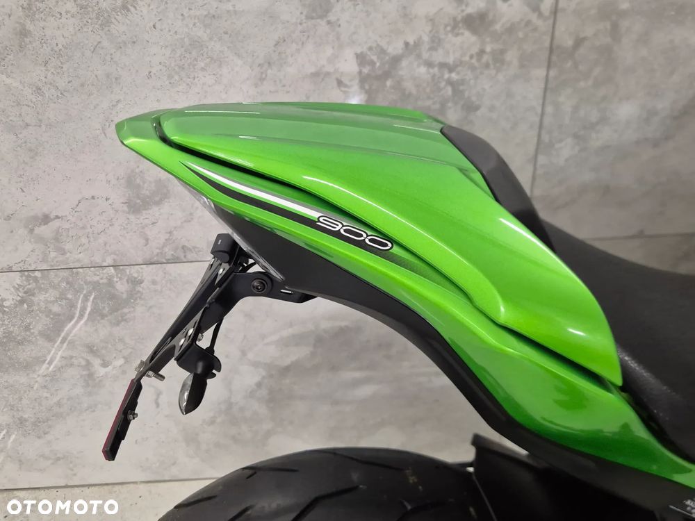 Kawasaki Z 900 - 8