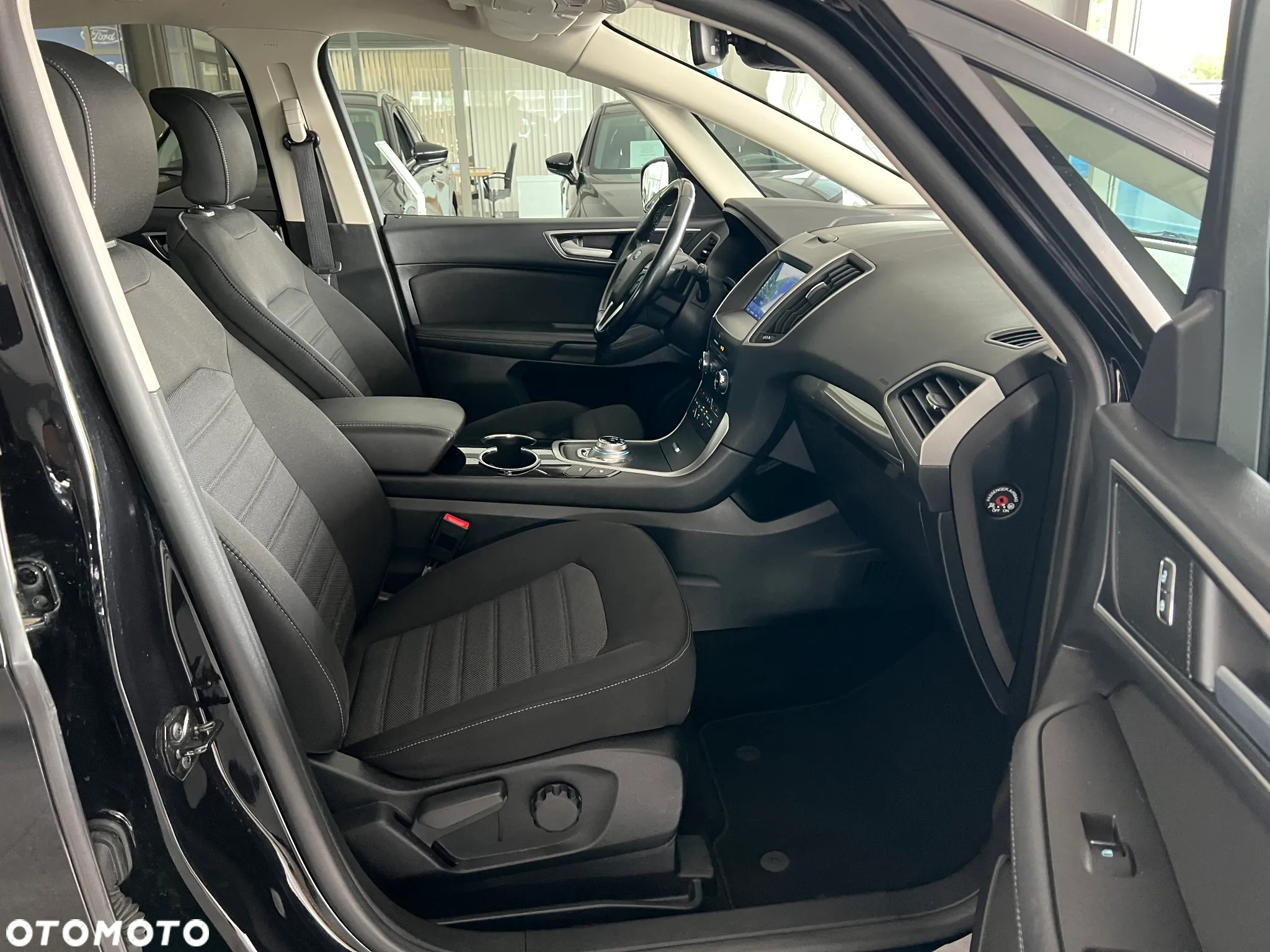 Ford S-Max 2.0 EcoBlue Titanium - 41