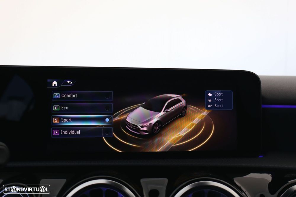 Mercedes-Benz A 200 AMG Line Aut. - 38