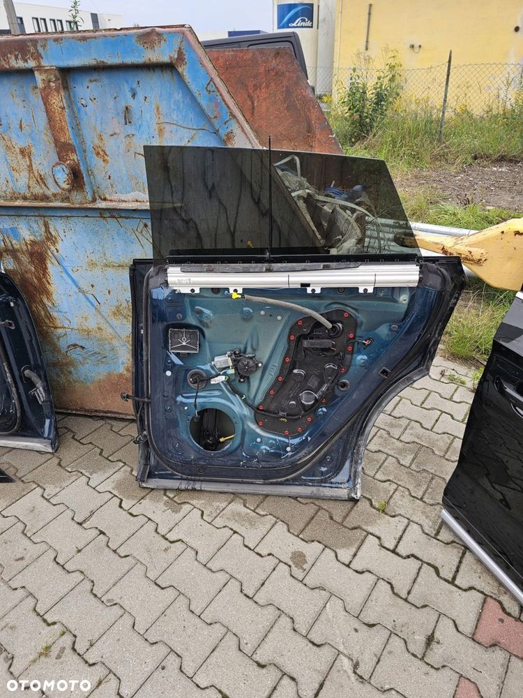 drzwi prawy tył prawe tylne audi q8 - 2