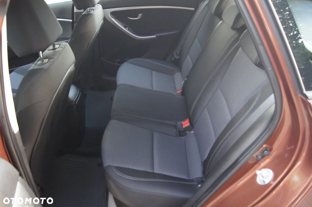 Hyundai i30 1.4 Advantage - 27