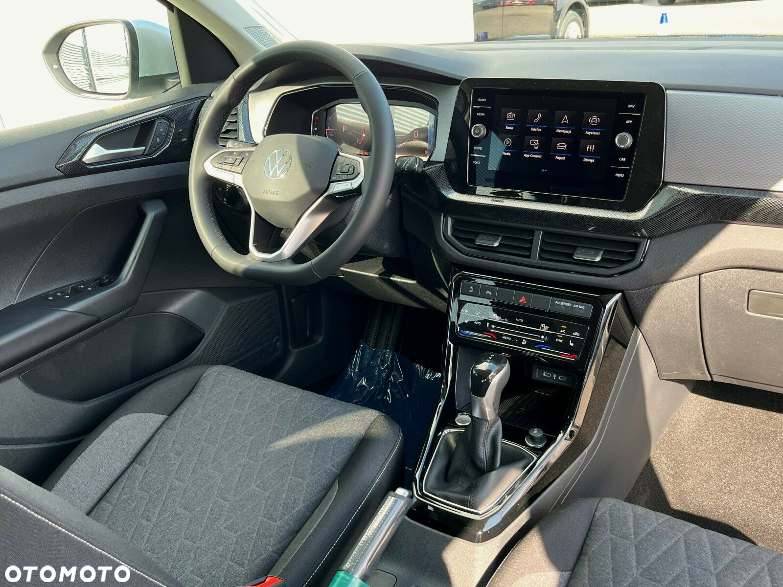 Volkswagen T-Cross - 7