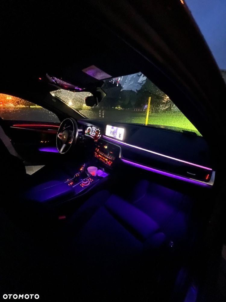 BMW Seria 5 520d xDrive M Sport sport - 19