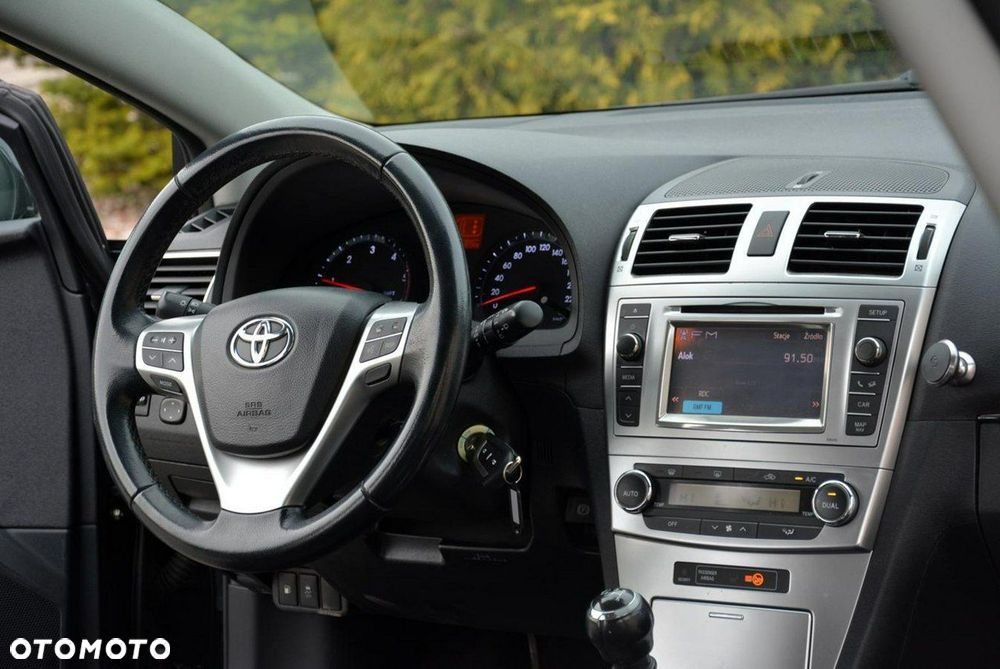 Toyota Avensis 2.0 D-4D Comfort - 24
