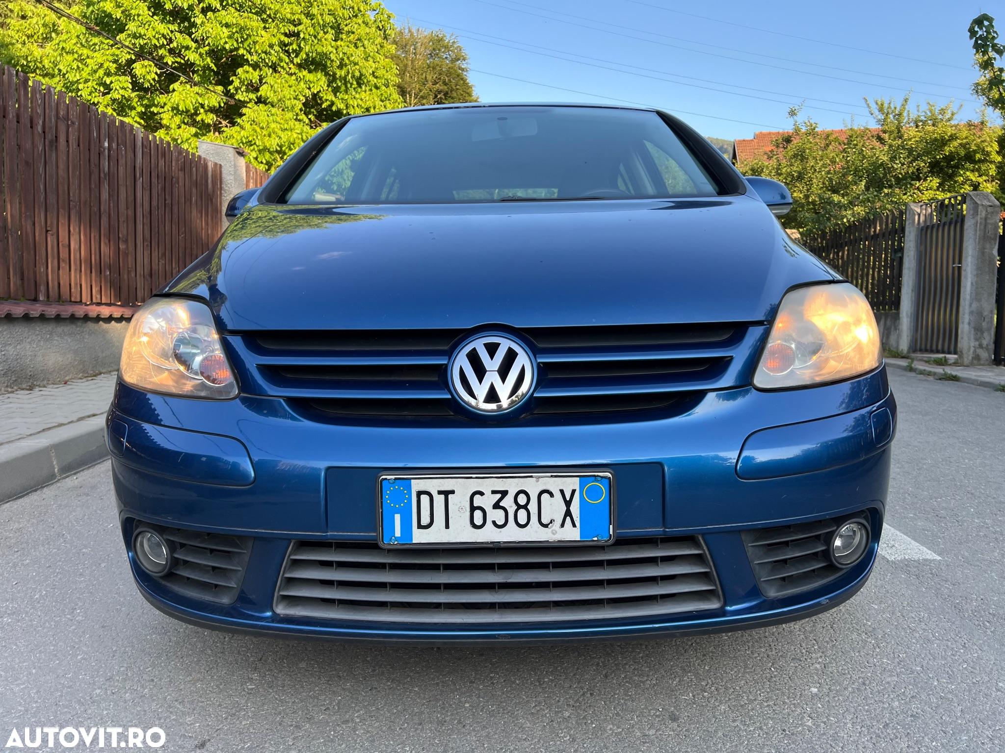 Volkswagen Golf Plus 2.0 TDI DPF Comfortline - 15