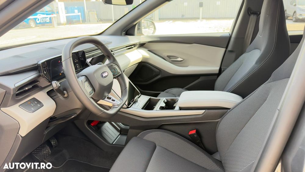 Ford Capri 52kWh RWD Style - 13