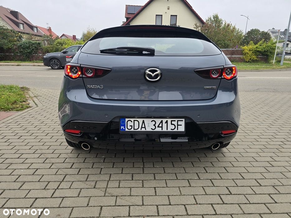 Mazda 3 - 4