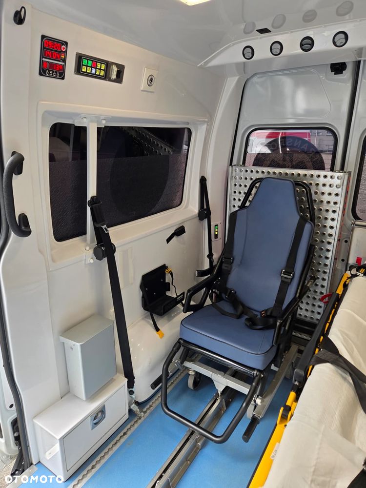 Renault Master Gwarancja Ambulans karetka - 15
