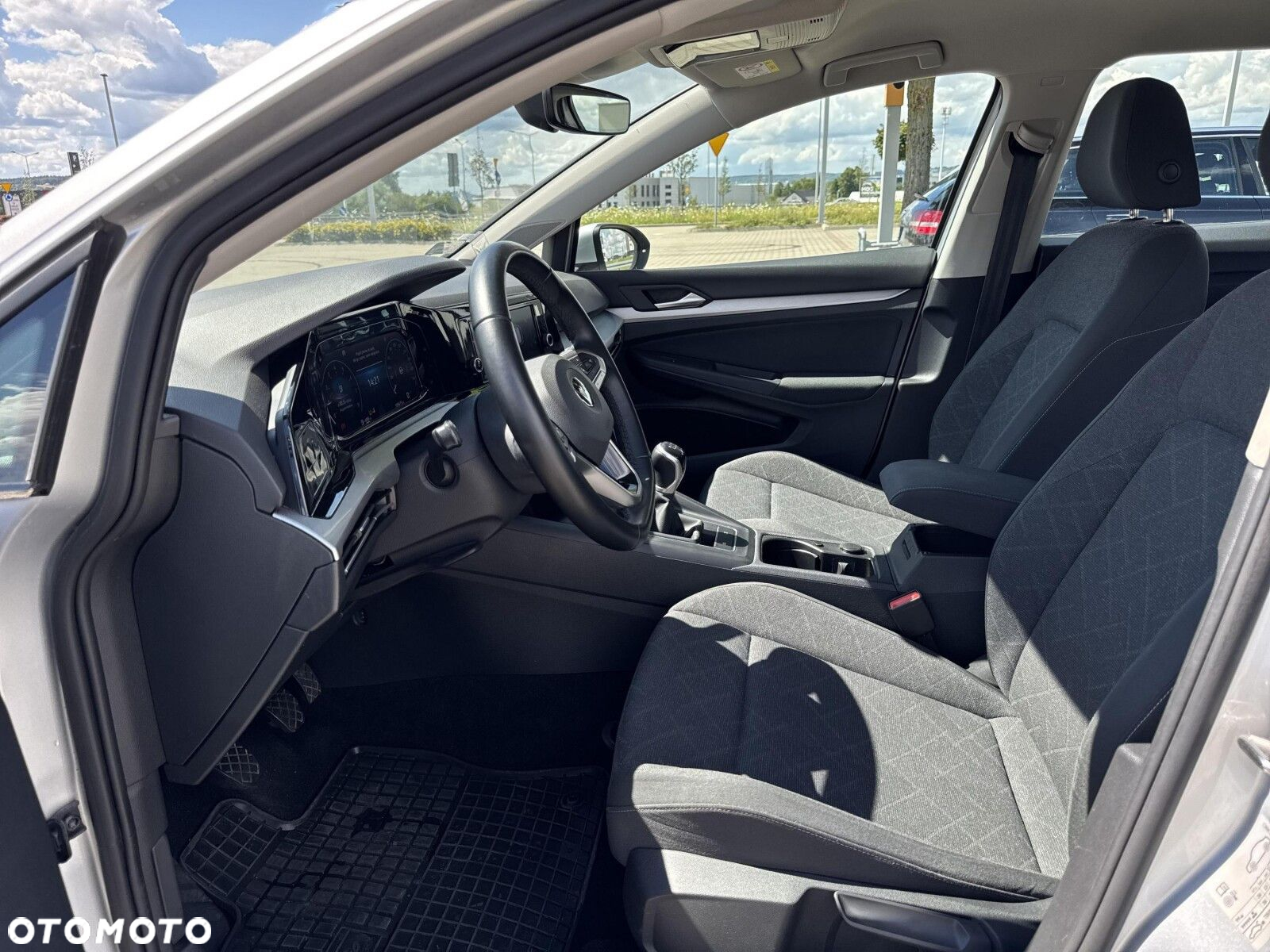 Volkswagen Golf VIII 1.5 TSI EVO Life - 10