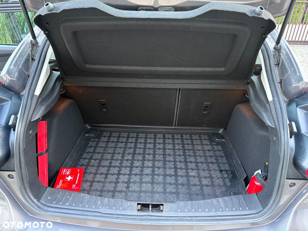 Ford Focus 1.6 Trend - 6