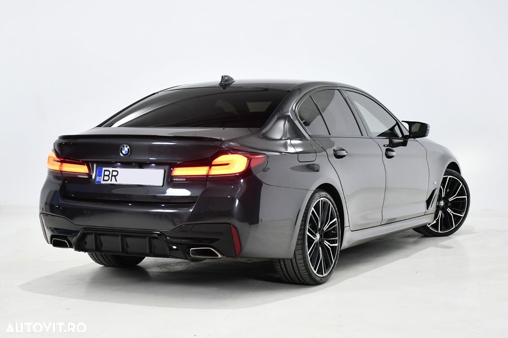 BMW Seria 5 530d Aut. M Sport Edition - 2
