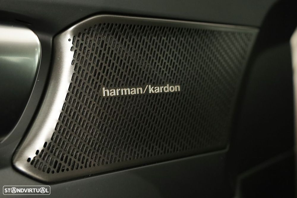 Volvo XC 40 1.5 T2 Plus Dark Auto - 20