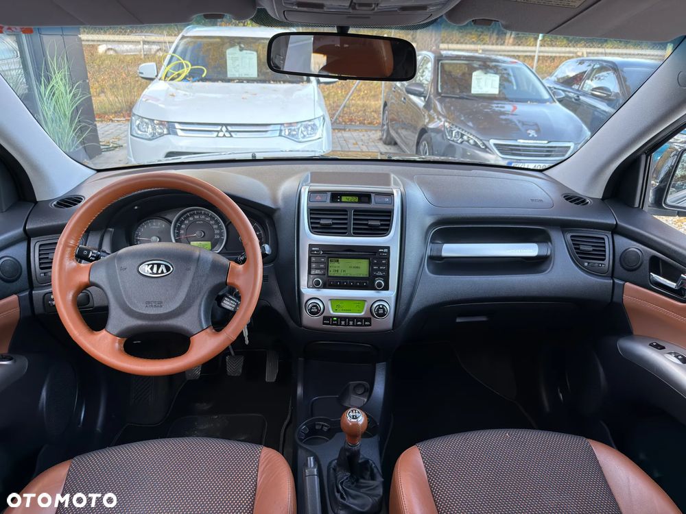 Kia Sportage 2.0 Expedition - 8