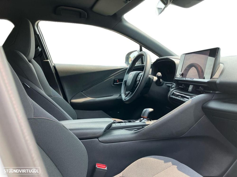 Toyota C-HR - 7