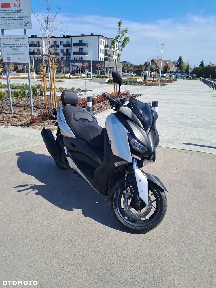 Yamaha X-max - 4