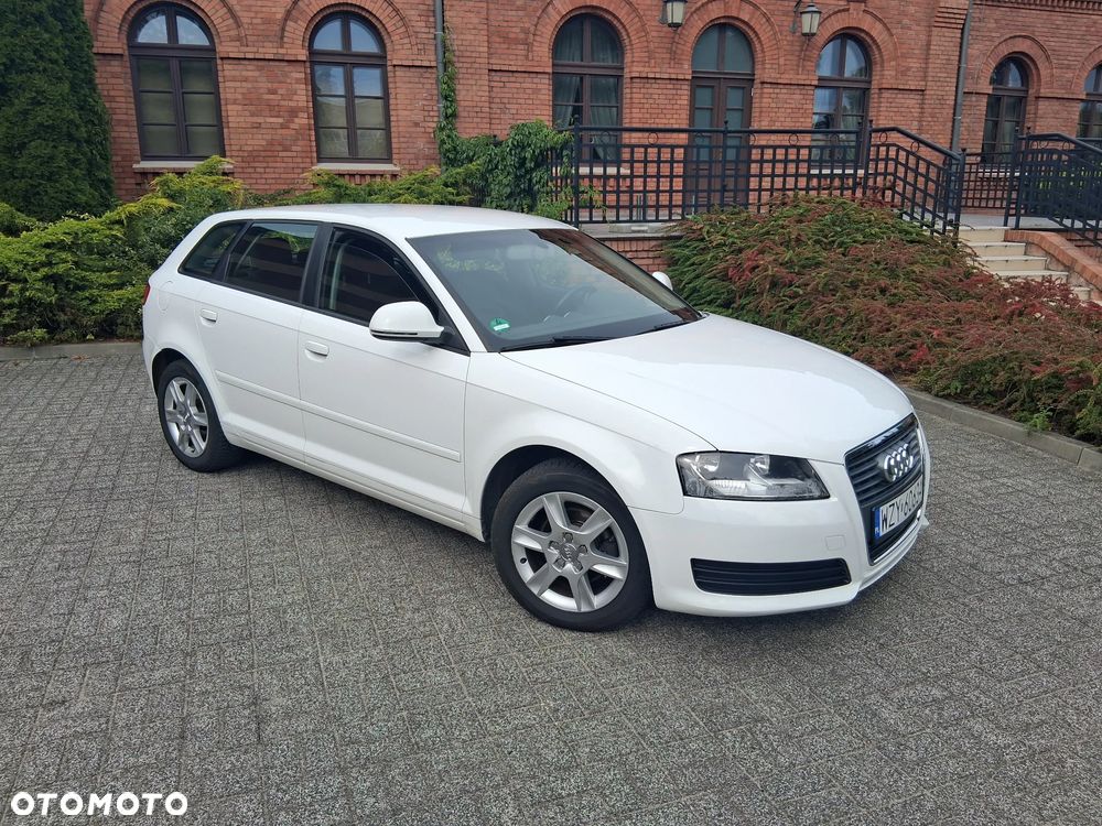 Audi A3 Sportback 1.6 Attraction - 28