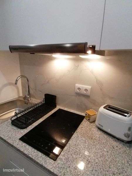 T0 Mobilado nos Clérigos com Contas Incluídas - Grande imagem: 5/12