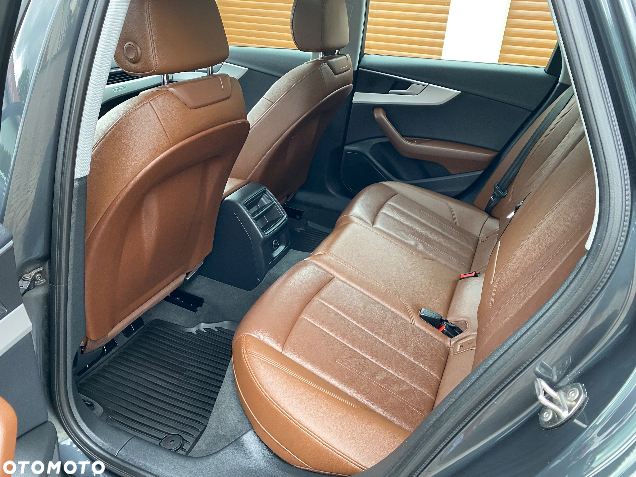 Audi A4 Allroad 2.0 TDI Quattro - 4