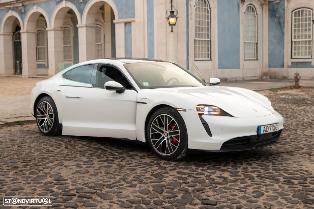 Porsche Taycan 4S Bateria Performance Plus - 3