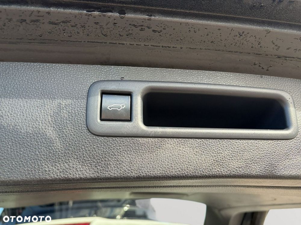 Toyota Highlander - 30