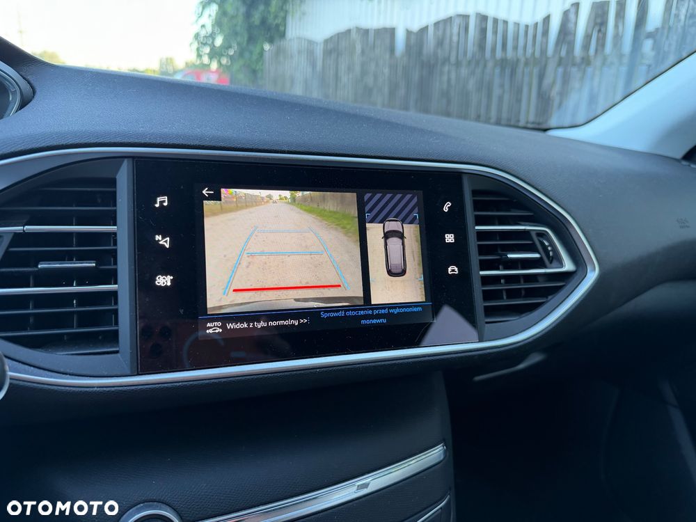 Peugeot 308 - 17