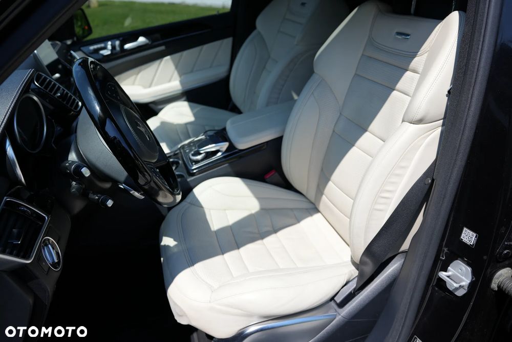 Mercedes-Benz GLS AMG 63 4Matic AMG Speedshift 7G-TRONIC - 24